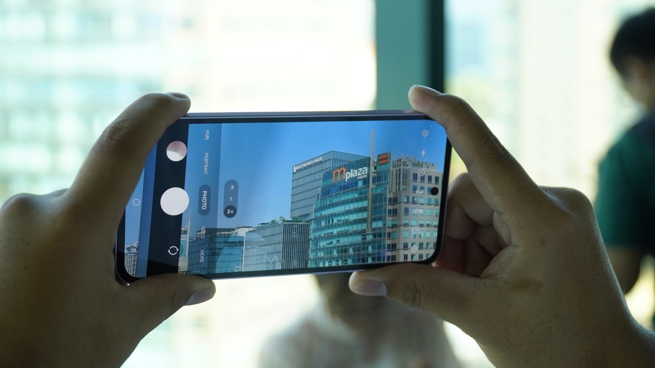 4 lý do điện thoại Galaxy A55 5G mới ra mắt của Samsung xứng đáng là điện thoại cho GenZ