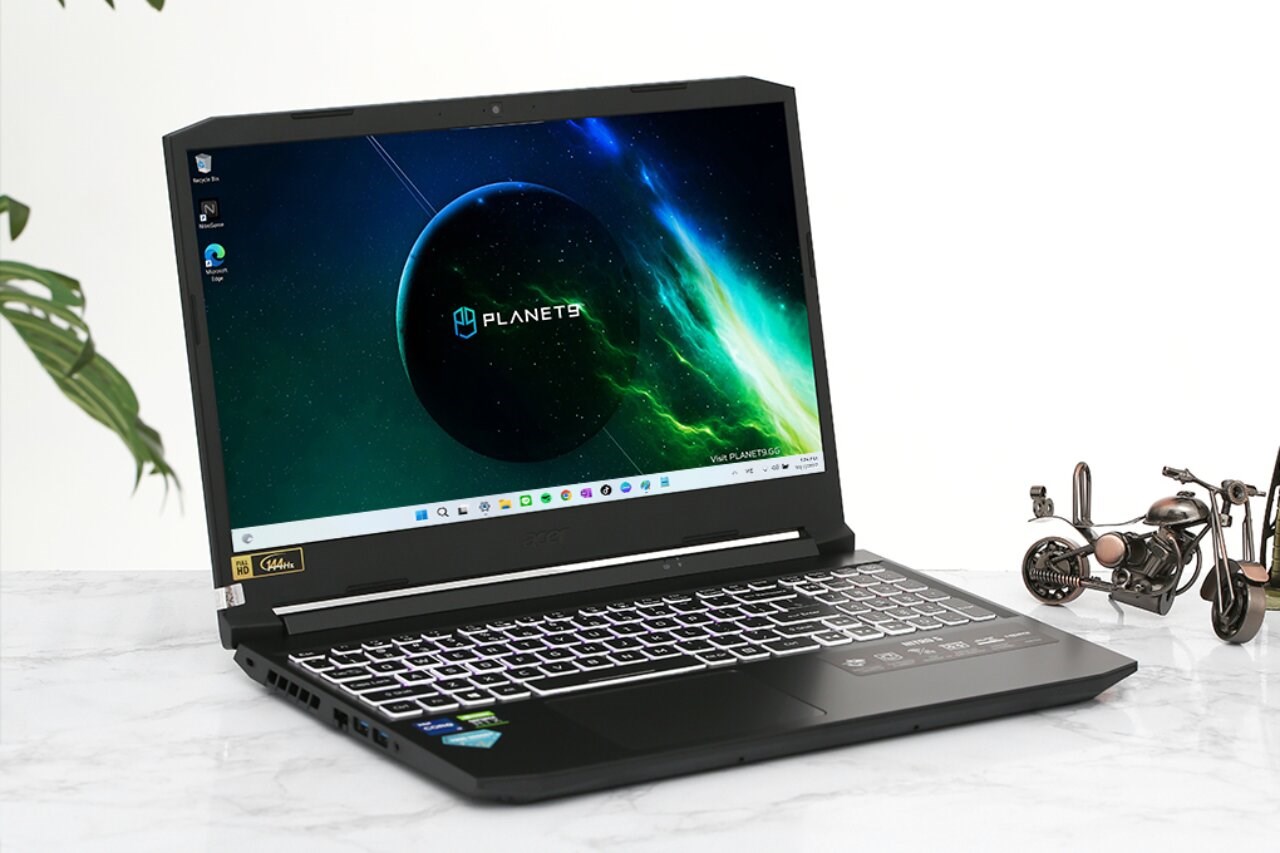 Laptop Acer Gaming Nitro 5 AN515 57 53F9 i5 11400H/8GB/512GB/4GB RTX3050/144Hz/Win11 (NH.QENSV.008)