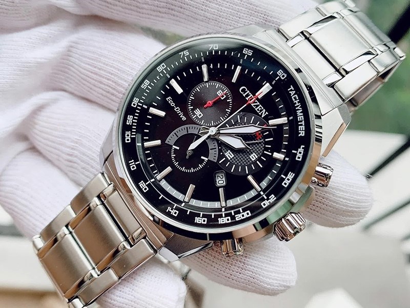 Kiểm tra phần d&acirc;y v&agrave; vỏ c&oacute; sự kh&aacute;c nhau giữa c&aacute;c loại đồng hồ