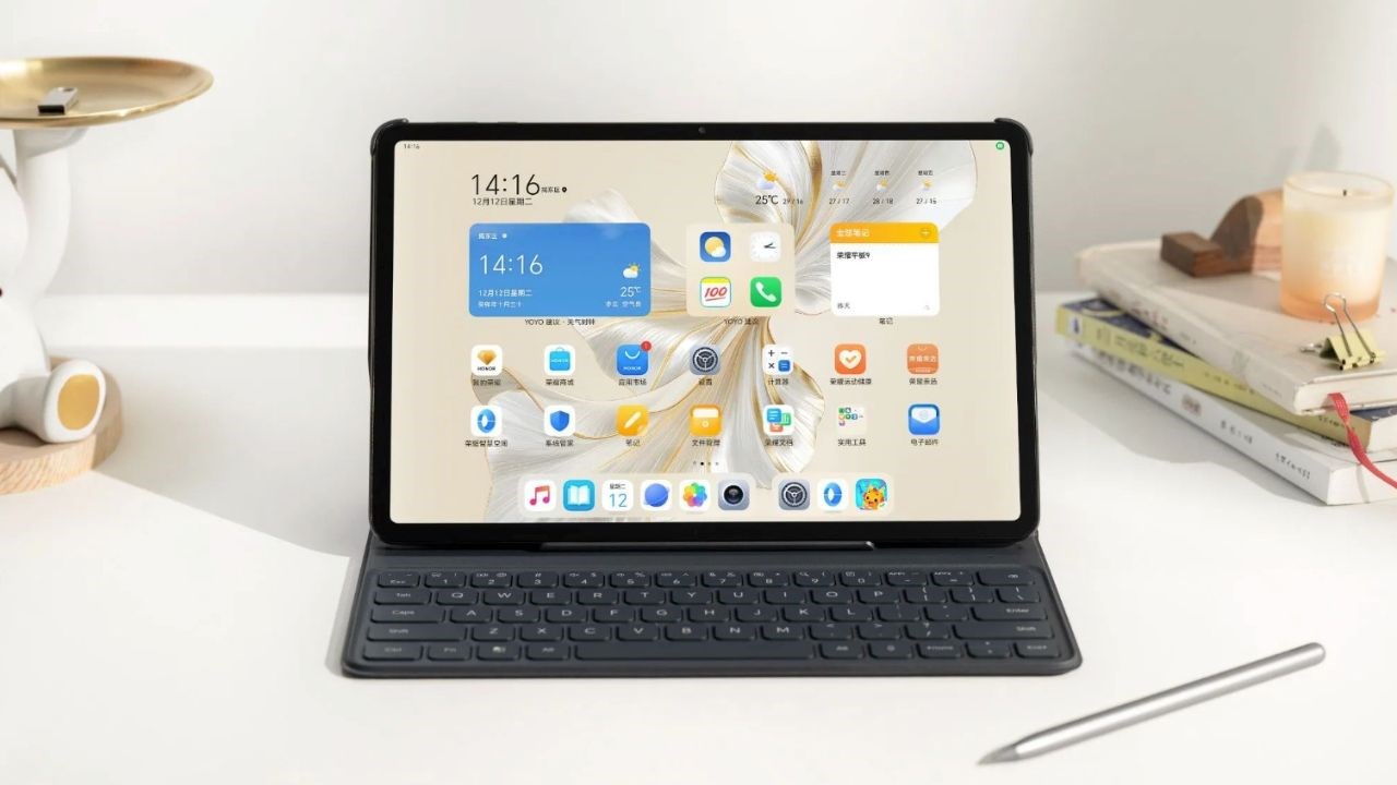 Honor Pad 9 cũng có thể sử dụng chung với phụ kiện bàn phím và bút