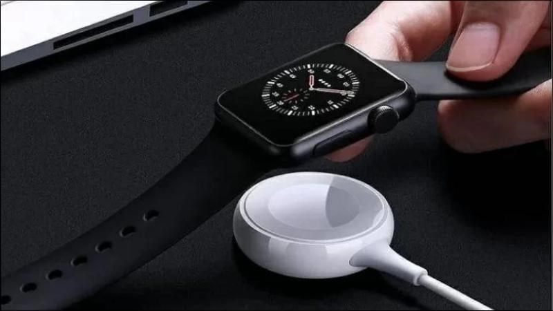 Kh&ocirc;ng sử dụng sạc pin k&eacute;m chất lượng để sạc đồng hồ th&ocirc;ng minh