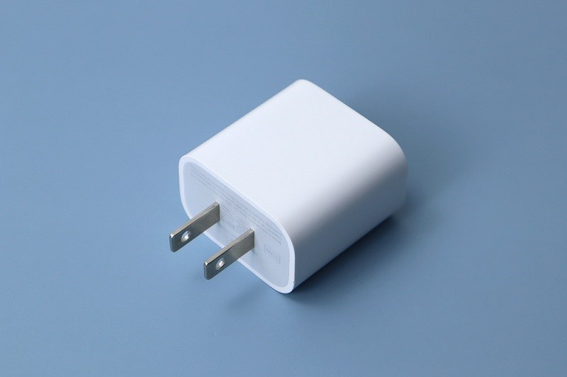 Chọn lựa lưỡng khi mua củ sạc cũ