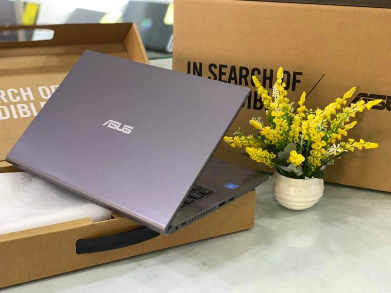 Lựa chọn m&aacute;y sử dụng ổ cứng SSD