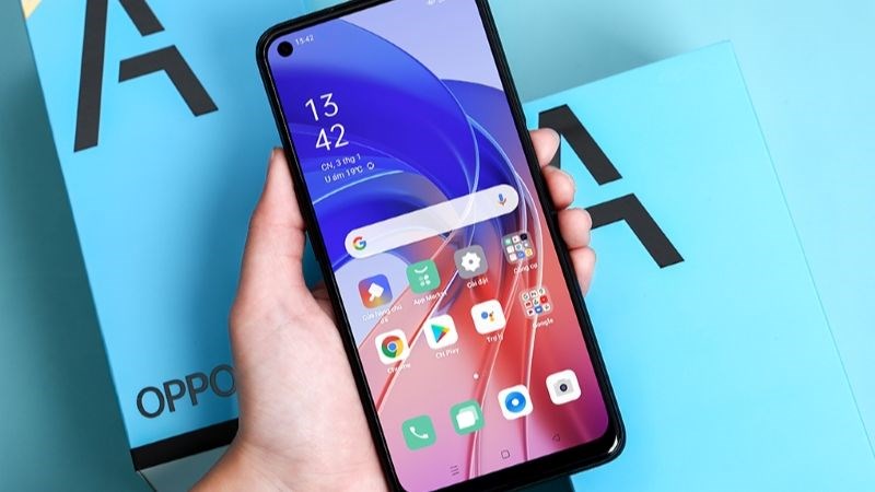 M&agrave;n h&igrave;nh sắc n&eacute;t của Oppo A55