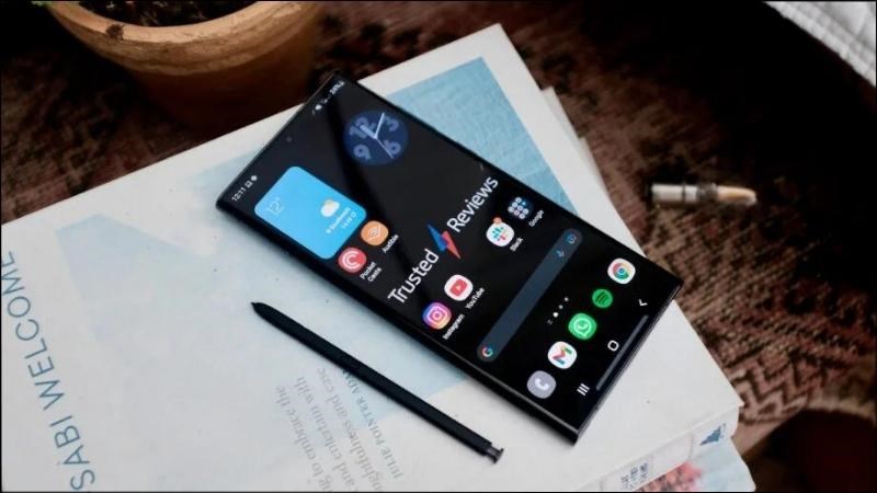 Lỗi m&agrave;n h&igrave;nh do xung đột phần mềm 