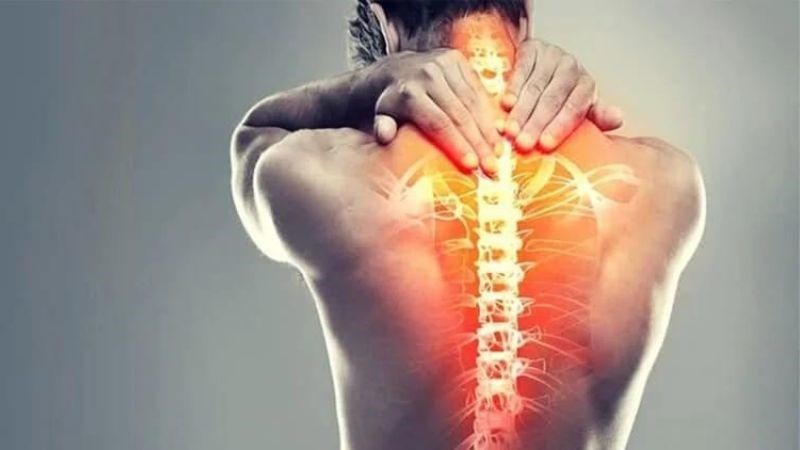 Căng cơ sau tập luyện là nguyên nhân gây đau lưng trên khi vận động