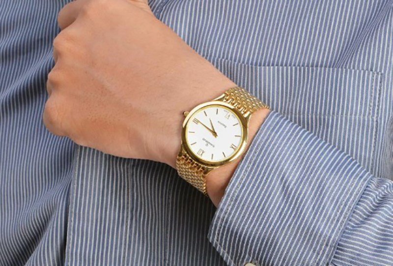 Dây đeo có độ rộng dây 19.5 mm được làm từ thép không gỉ mạ PVD chắc chắn Dây đeo có độ rộng dây 19.5 mm được làm từ thép không gỉ mạ PVD chắc chắn