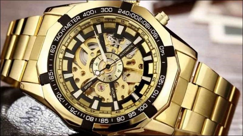 Đồng hồ cơ lộ m&aacute;y Nhật Bản được đ&aacute;nh gi&aacute; rất cao về khả năng chống nước, bụi