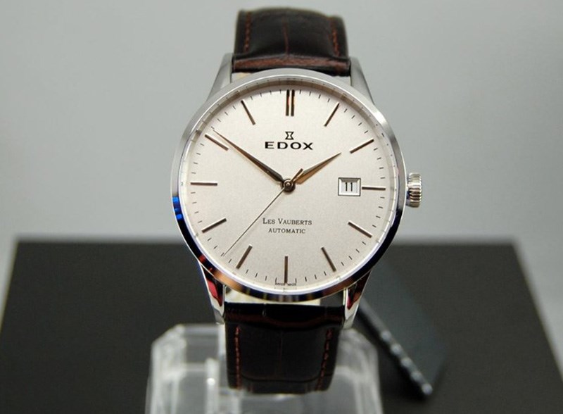 Gi&aacute; của đồng hồ Edox tương xứng với chất lượng m&agrave; ch&uacute;ng mang lại 