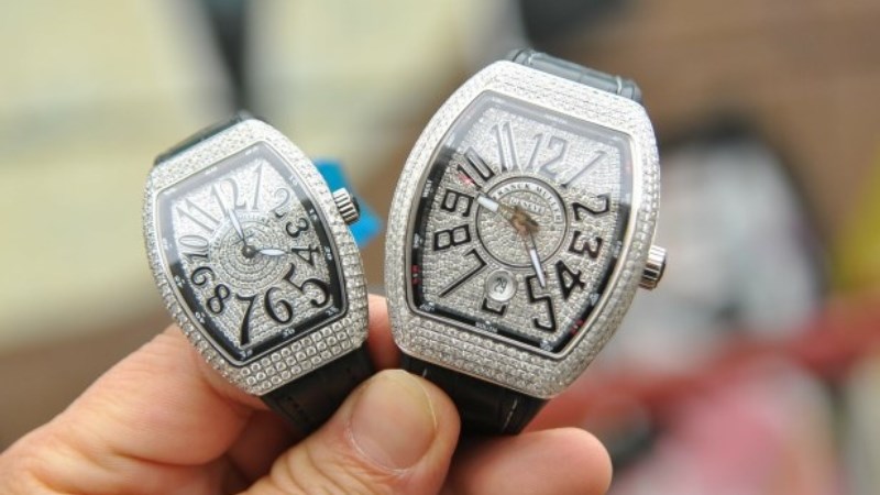 Sử dụng bộ m&aacute;y bền bỉ gi&uacute;p đồng hồ Franck Muller được n&acirc;ng cao chất lượng, hạn chế sự sai số