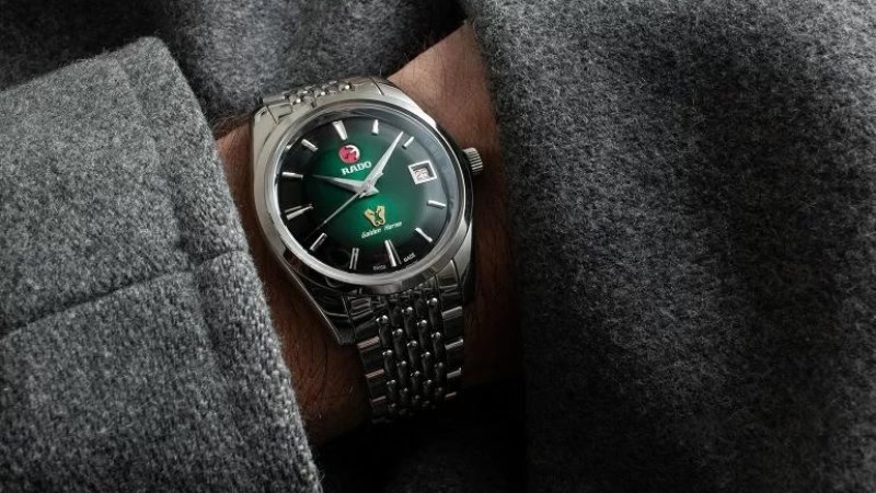 Sử dụng những chất liệu cao cấp để chế t&aacute;c