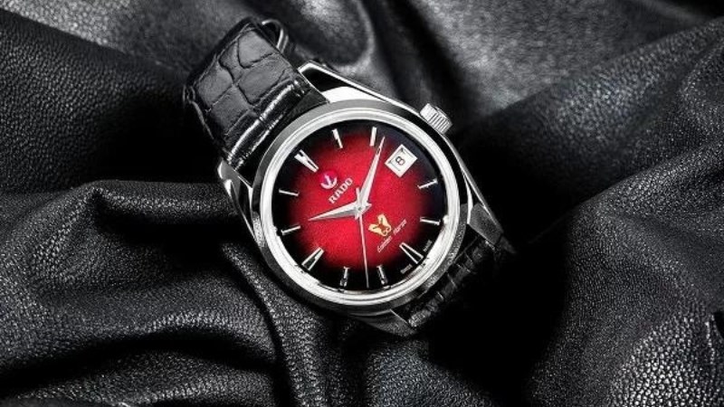 Tuỳ v&agrave;o tuổi đời v&agrave; độ trầy xước m&agrave; đồng hồ c&oacute; mức gi&aacute; kh&aacute;c nhau