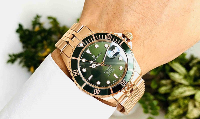 Thương hiệu Revue Thommen được MSR Holding quản l&yacute;