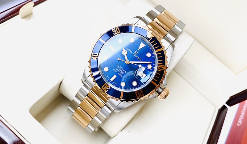 Đồng hồ Revue Thommen được trang bị bộ m&aacute;y Automatic