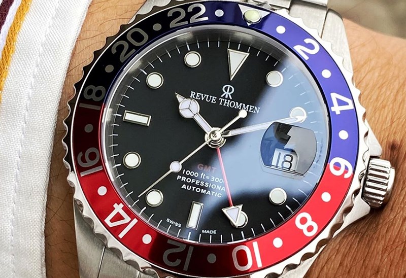 Mức gi&aacute; b&aacute;n của chiến đồng hồ Revue Thommen ch&iacute;nh h&atilde;ng