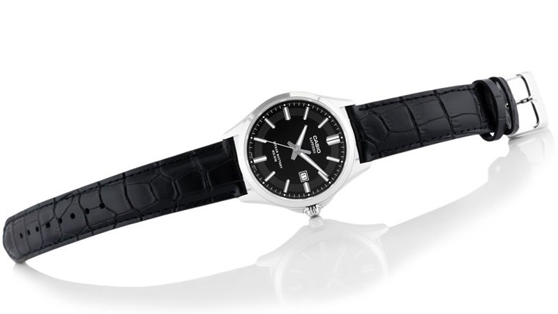 Rộn ràng mùa sale Noel: Loạt đồng hồ thương hiệu Nhật xả hàng đáng mua