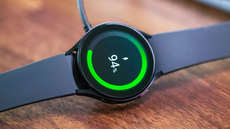 z Galaxy Watch6 Series được trang bị viên pin khủng, với dung lượng 300 mAh