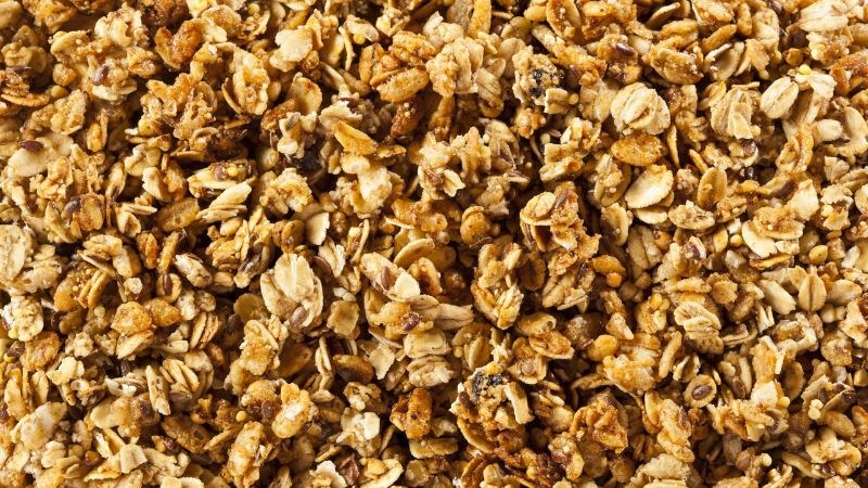 Bạn nên lựa chọn granola ít đường và chứa chất béo lành mạnh