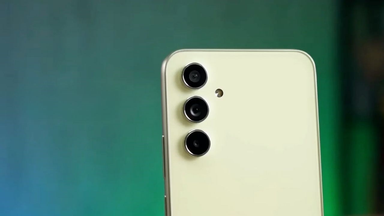 Samsung Galaxy A55 sẽ được bán ra với mức giá bao nhiêu? (Ảnh: Naya Khabar)