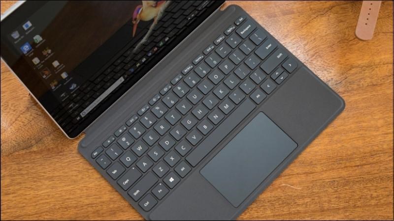 Lỗi phần cứng, phần mềm l&agrave; nguy&ecirc;n nh&acirc;n khiến m&aacute;y Surface kh&ocirc;ng nhận b&agrave;n ph&iacute;m