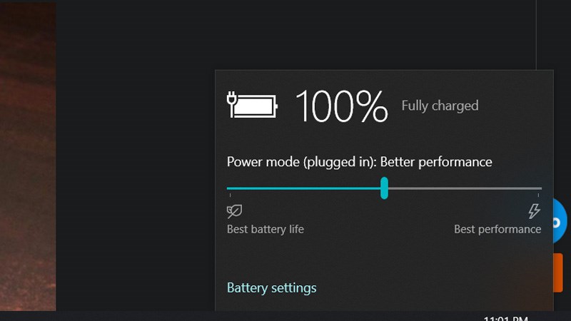 Sạc pin laptop tới khi đầy 100%