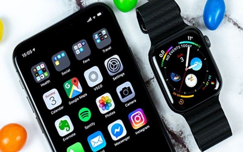 Ki&ecirc;̉m tra bản c&acirc;̣p nh&acirc;̣t tr&ecirc;n iPhone và Apple Watch