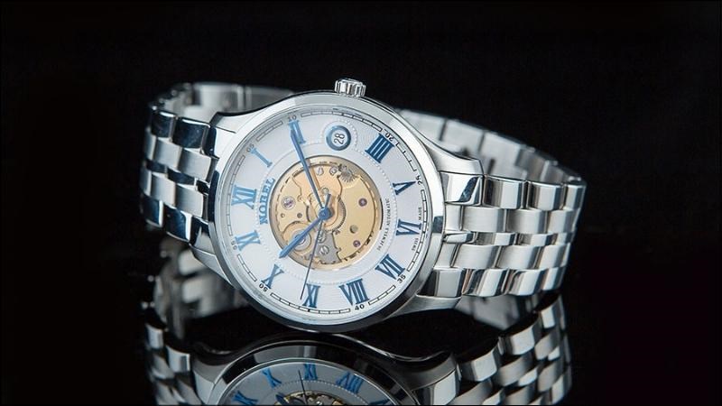 Ở mỗi nhiệt độ kh&aacute;c nhau th&igrave; kim sẽ cho ra những m&agrave;u sắc kh&aacute;c biệt 