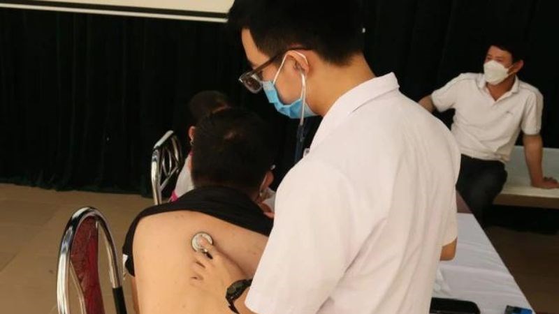 Nghe phổi có thể giúp bác sĩ chẩn đoán lao phổi kèm theo lao da Nghe phổi có thể giúp bác sĩ chẩn đoán lao phổi kèm theo lao da