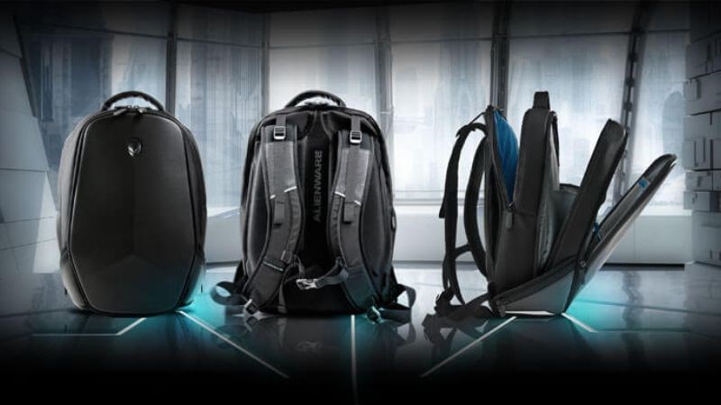 Balo laptop 17 inch c&acirc;̀n có chi&ecirc;̀u dài khoảng 45cm và làm bằng ch&acirc;́t li&ecirc;̣u ch&ocirc;́ng th&acirc;́m, đàn h&ocirc;̀i