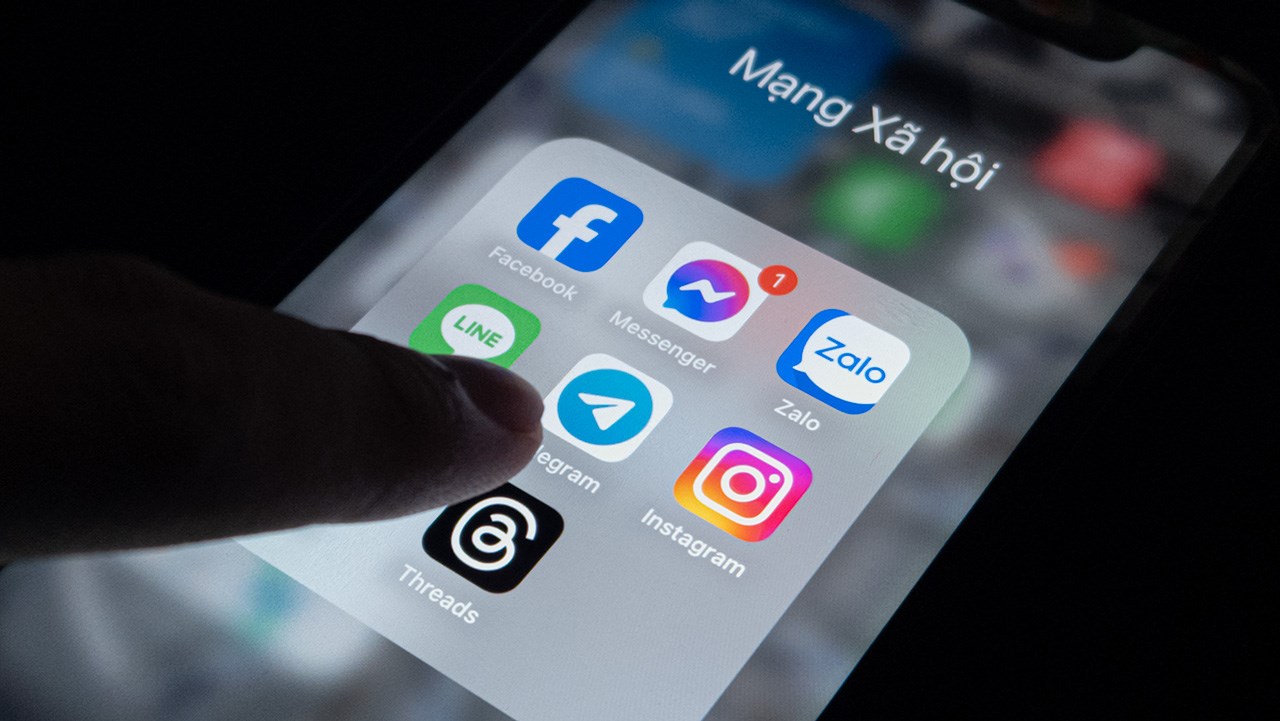 Apple gỡ bỏ loạt ứng dụng nhắn tin theo yêu cầu của Bắc Kinh do lo ngại an ninh quốc gia Apple gỡ bỏ loạt ứng dụng nhắn tin theo yêu cầu của Bắc Kinh do lo ngại an ninh quốc gia