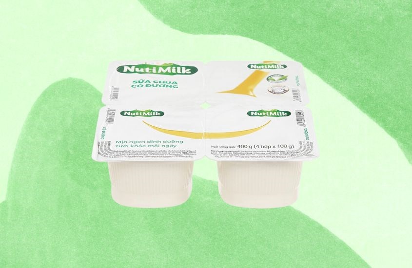 Lốc 4 hộp sữa chua có đường Nutimilk 100g