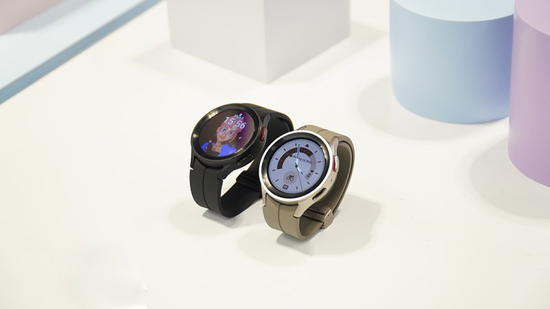 Vi&ecirc;n pin khủng Samsung Galaxy Watch 5