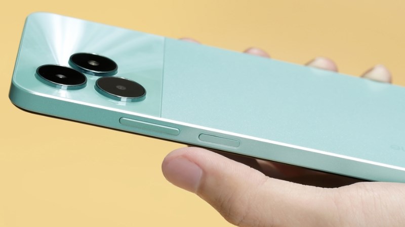 realme C51 với 2 phi&ecirc;n bản 64GB v&agrave; 128GB đang được b&agrave;y b&aacute;n tại Thế Giới Di Động