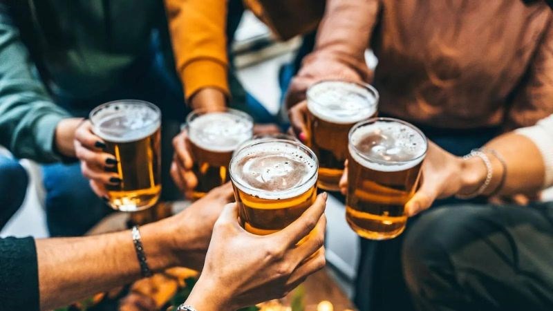 Lạm dụng rượu bia có thể là nguyên nhân gây ra bệnh