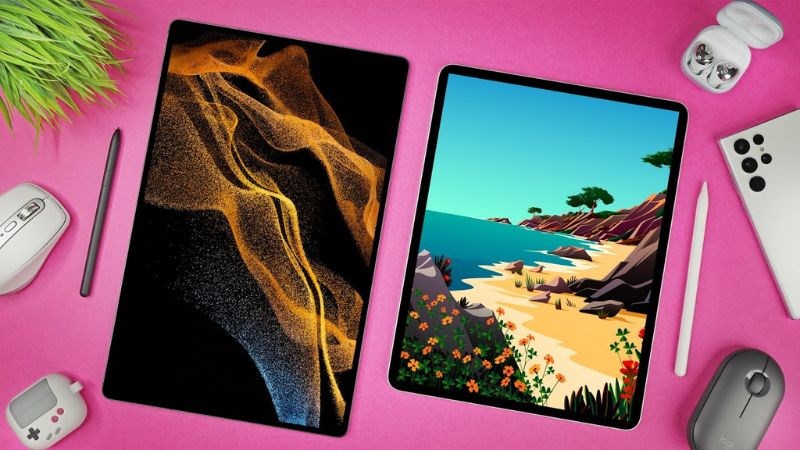 Màn hình cả 2 đ&ecirc;̀u sở hữu những đặc đi&ecirc;̉m với các ưu th&ecirc;́ ri&ecirc;ng