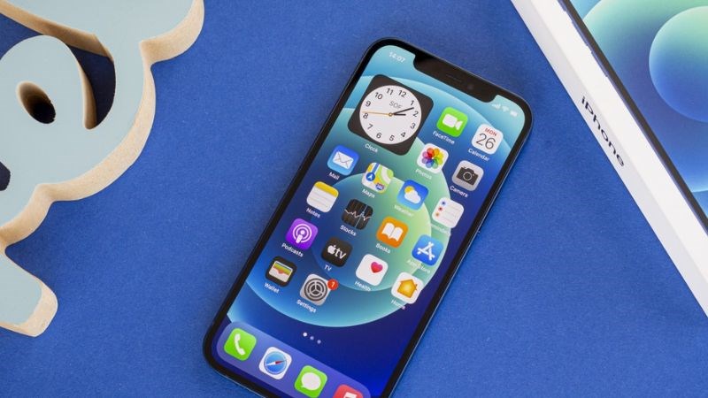 H&atilde;ng Apple t&iacute;ch hợp t&iacute;nh năng sạc nhanh trong cả hai m&aacute;y
