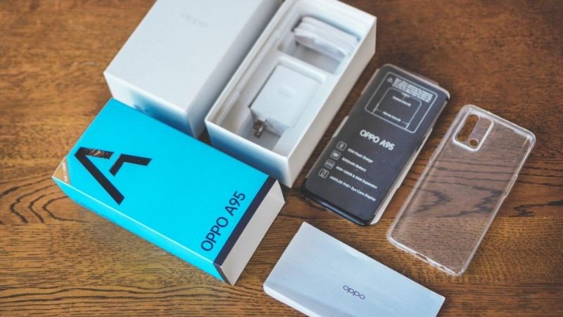 Thiết kế camera giữa hai thiết bị c&oacute; sự kh&aacute;c biệt về ngoại h&igrave;nh