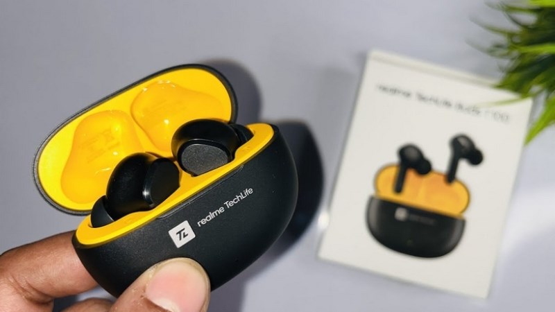 Thiết kế của tai nghe Realme Buds T100