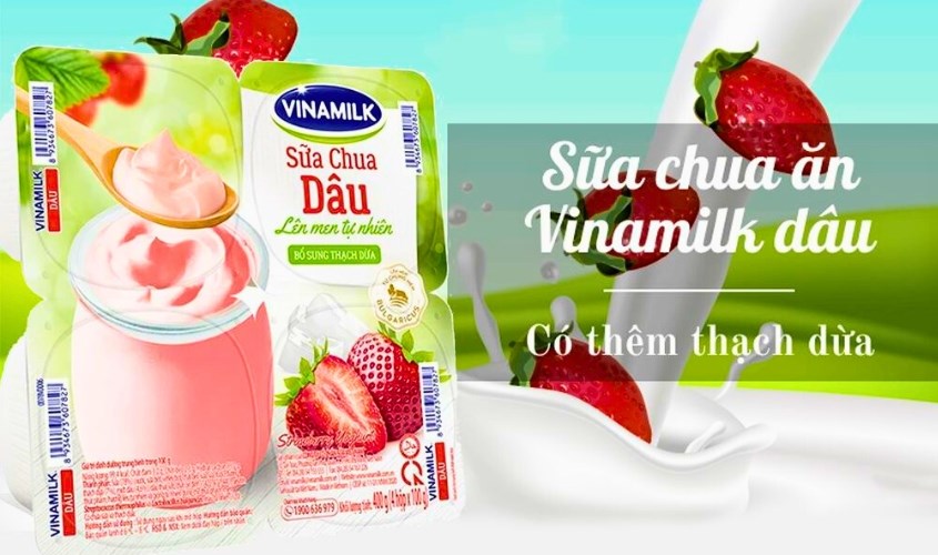 Lốc 4 hộp sữa chua trái cây Vinamilk vị dâu 100g (từ 1 tuổi)