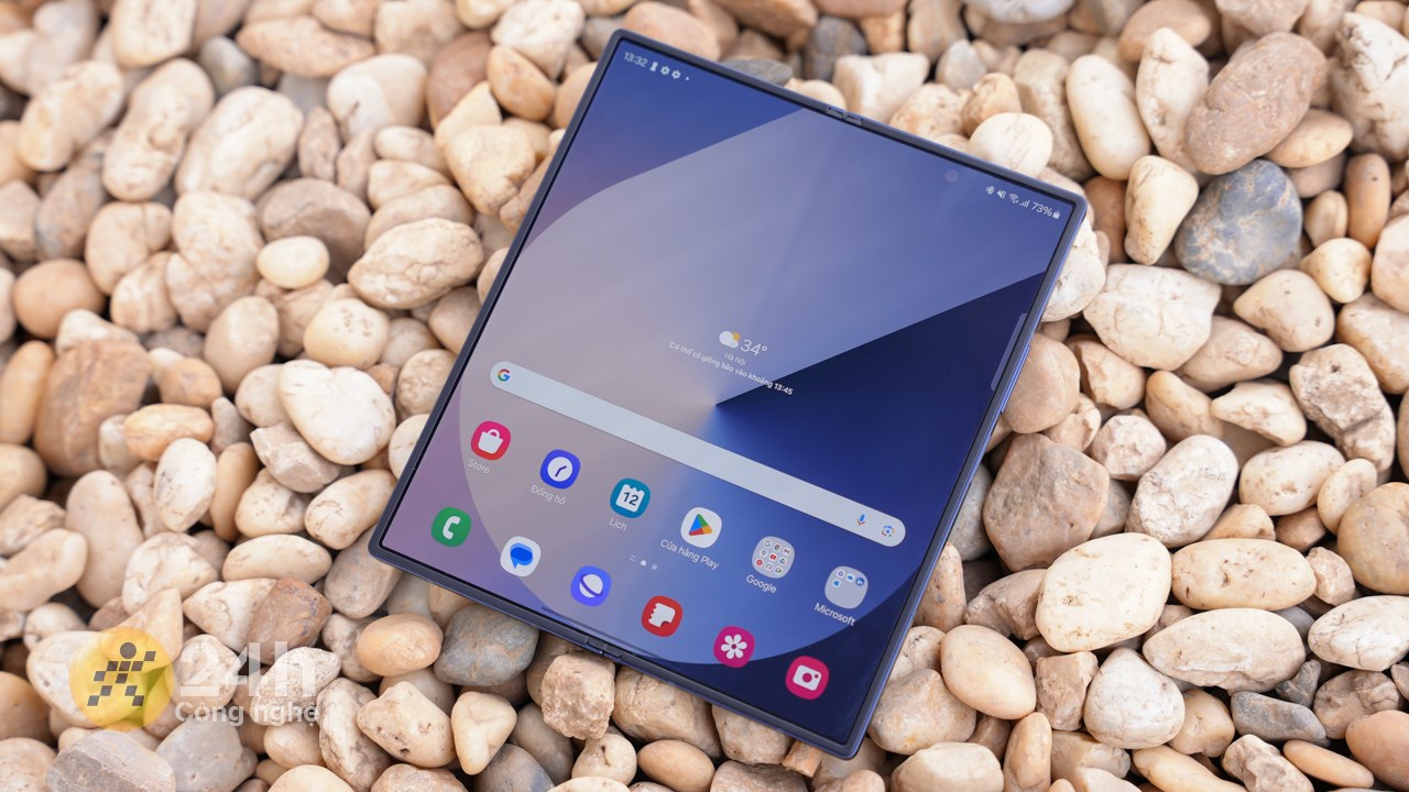 Tin vui là Galaxy Z Fold6 Ultra vẫn đang trong quá trình phát triển