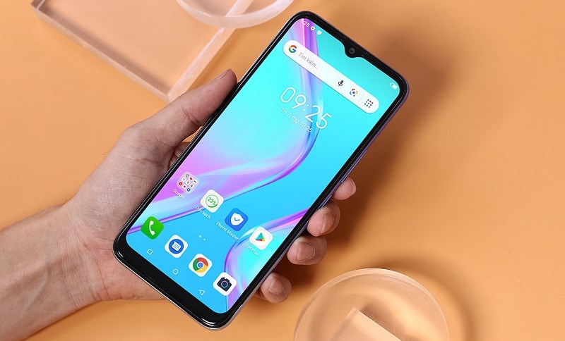 M&aacute;y sử dụng hệ điều h&agrave;nh Android 10