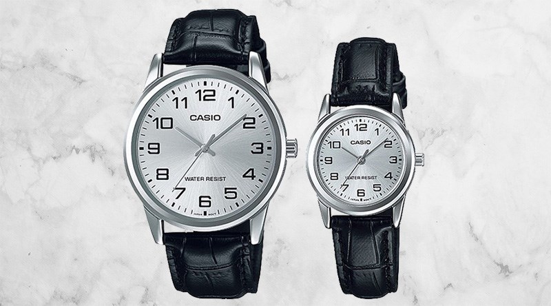 Có kiểu dáng thanh lịch, thời trang, dành riêng cho các cặp đôi, là một phụ kiện thời trang thích hợp để bạn và nửa kia có thể đeo chung trong những dịp lễ, đi chơi Có kiểu dáng thanh lịch, thời trang, dành riêng cho các cặp đôi, là một phụ kiện thời trang thích hợp để bạn và nửa kia có thể đeo chung trong những dịp lễ, đi chơi