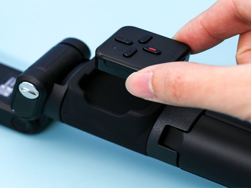 Sản phẩm chuyển đổi linh hoạt giữa c&aacute;c chế độ với remote