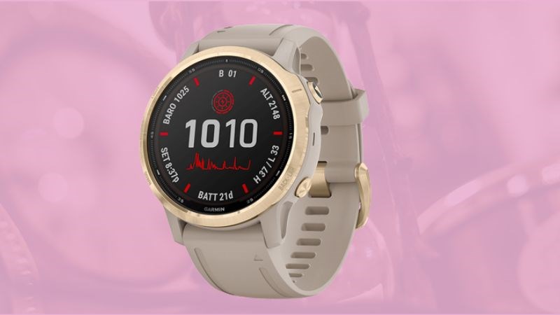 Đồng hồ c&oacute; thiết kế thanh lịch nhưng chắc chắn