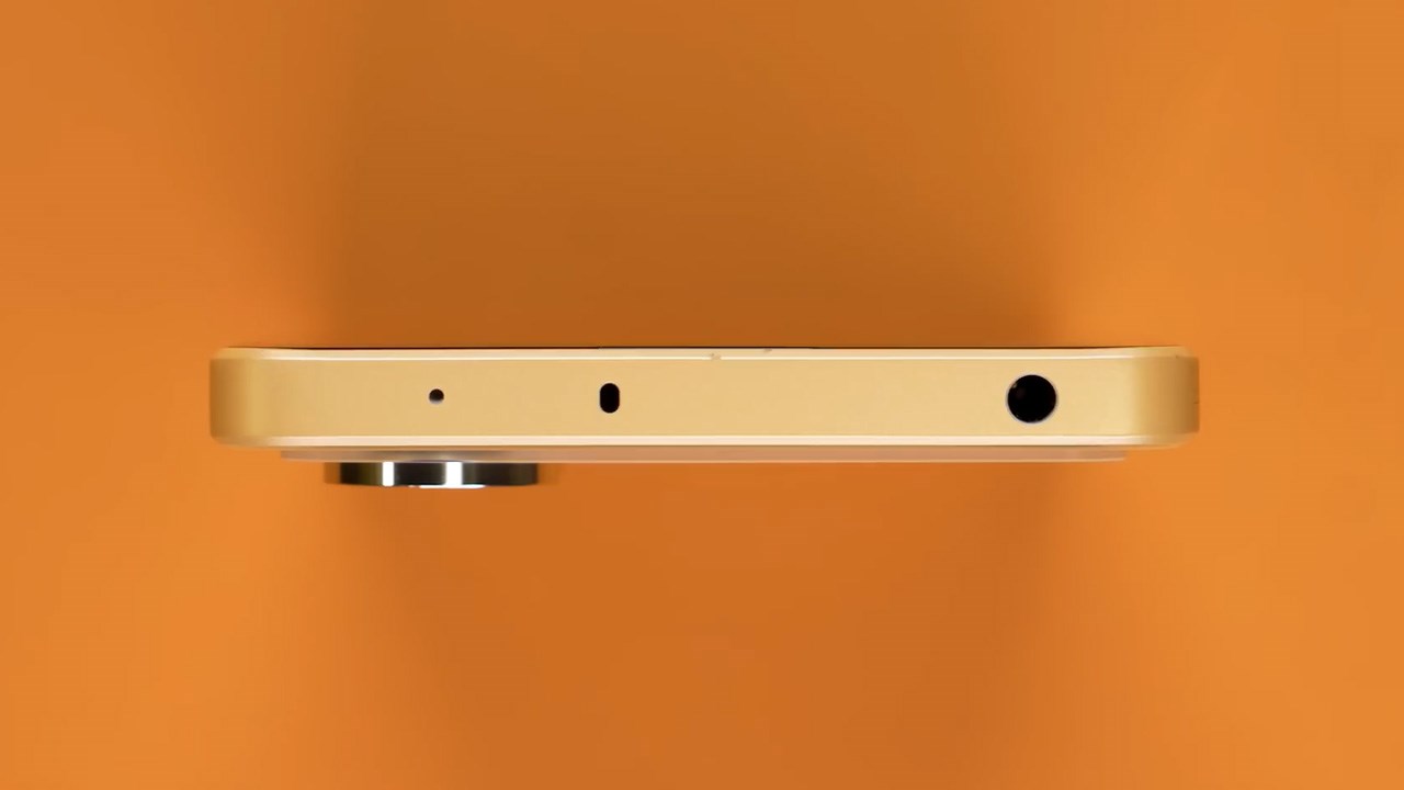 Cạnh trên của POCO X6 Neo