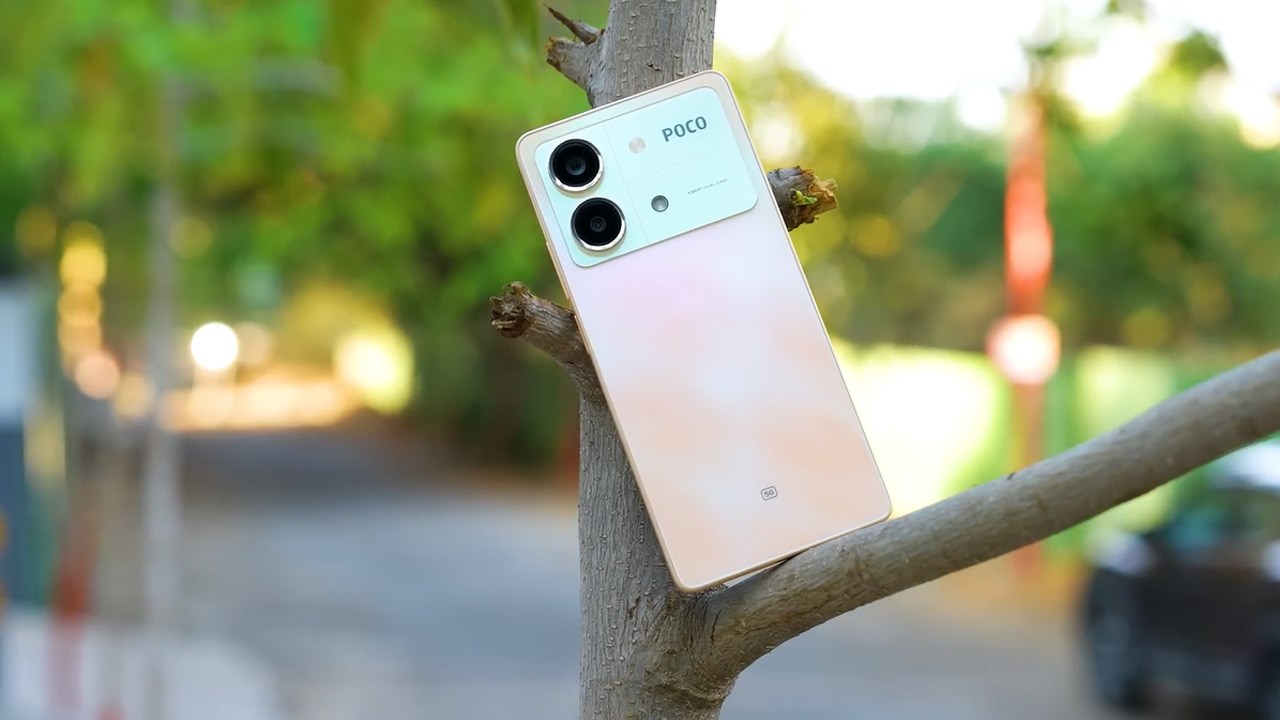 POCO X6 Neo nổi bật với màu vàng cam đầy trẻ trung