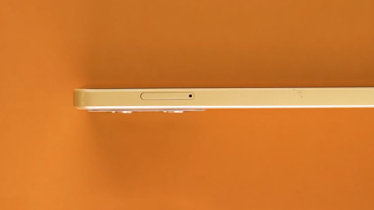 Cạnh trái của POCO X6 Neo