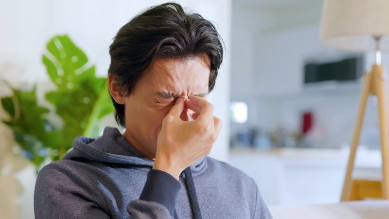 Bài tập chớp mắt có thể giúp tăng cường tuần hoàn, hỗ trợ giảm biểu hiện viễn thị Bài tập chớp mắt có thể giúp tăng cường tuần hoàn, hỗ trợ giảm biểu hiện viễn thị