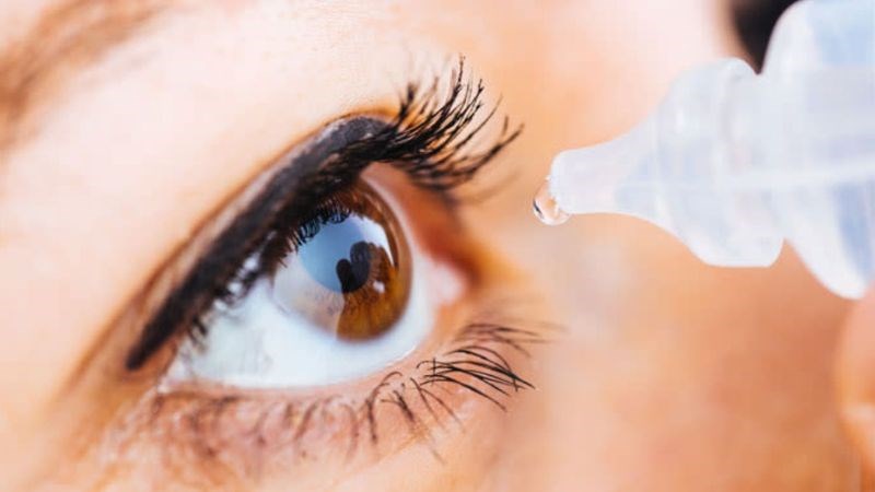 Thuốc nhỏ mắt trong điều trị đục thủy tinh thể vẫn đang được nghiên cứu