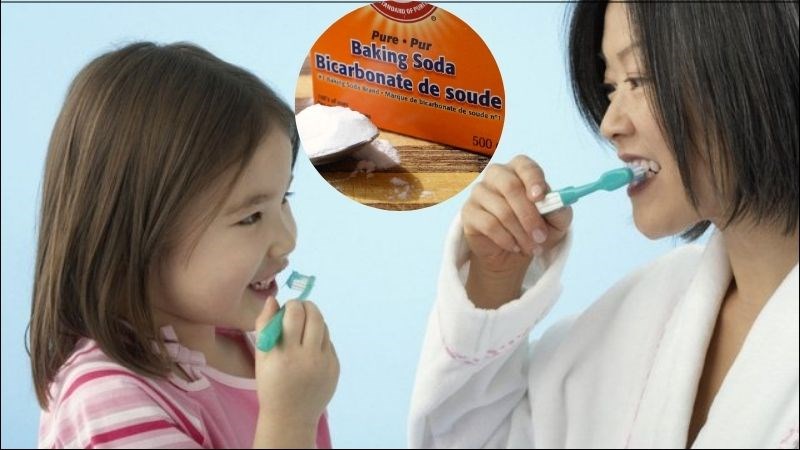 Đánh răng với Baking Soda giúp giảm hôi miệng hiệu quả